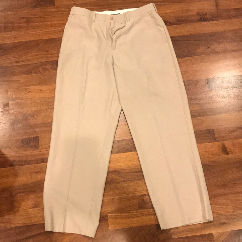Izod XPG Khaki Dress Golf Slacks